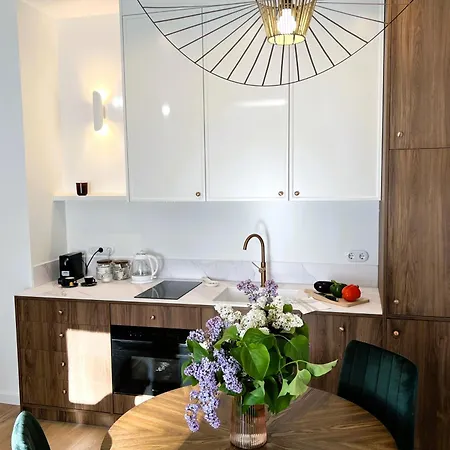 Srodmiescie Pl. Zbawiciela Apartmán *