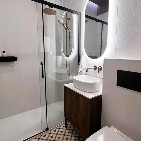 Srodmiescie Pl. Zbawiciela Διαμέρισμα