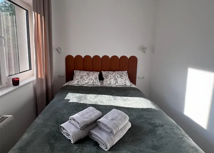 Srodmiescie Pl. Zbawiciela * Βαρσοβία