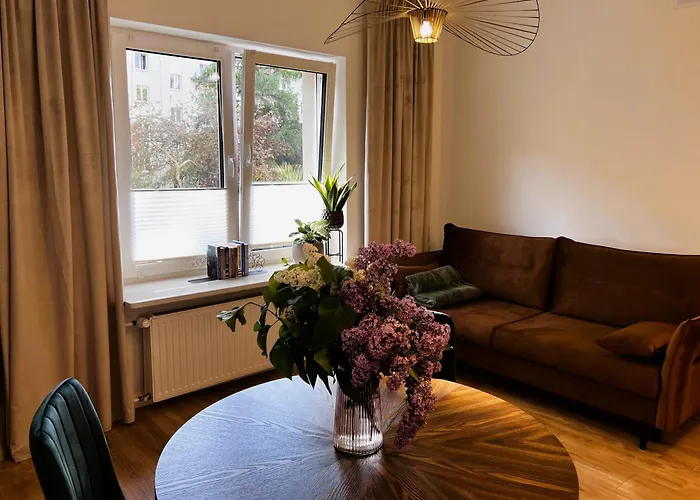 Srodmiescie Pl. Zbawiciela *